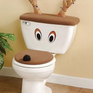 toilet-reindeer-cover
